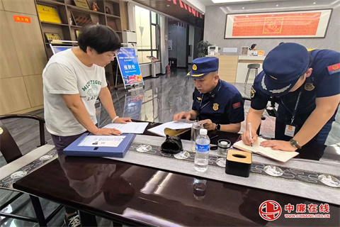 潞城大队深入辖区重点单位开展“双随机、一公开”消防安全检查
